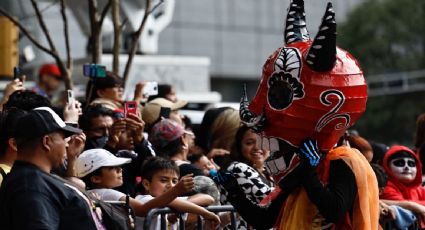 Desfile de Día de Muertos en CDMX atrae a 1.3 millones de personas en una celebración llena de color y tradición