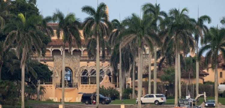 Máxima seguridad para Trump: perros robot “patrullan” su residencia en Florida