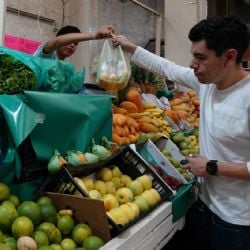 Inflación se desacelera más de lo esperado y se reavivan expectativas de baja en la tasa de interés