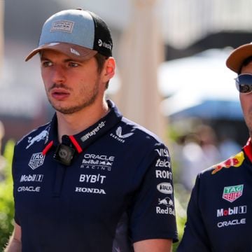 Red Bull lleva alerones traseros equivocados para los autos de Checo y Verstappen en Las Vegas