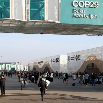 Proponen en COP29 que países ricos aporten 250 mil mdd a naciones pobres contra el cambio climático