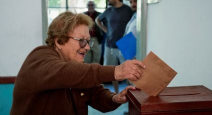 Uruguay va hoy a las urnas en una apretada segunda vuelta presidencial