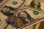 El peso se deprecia con fuerza tras amenazas comerciales de Trump