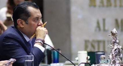 Como alumno, presidente de la Cámara de Diputados propone mantener la Escuela Judicial Electoral; 96 diputados y asesores cursan la maestría