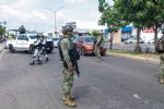 Violencia en Sinaloa: roban banco en Culiacán, hallan cuatro cuerpos y reportan camionetas militares falsas