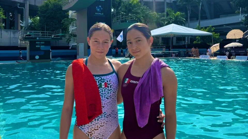 Las mexicanas celebran su triunfo.