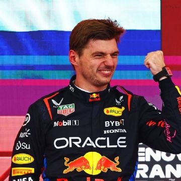 Max Verstappen se burla de periodistas británicos tras ganar el GP de Brasil y despegarse de Norris