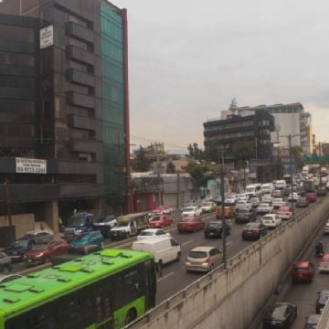 El auto eléctrico mexicano Olinia podría sustituir a las motocicletas por su costo: Sheinbaum