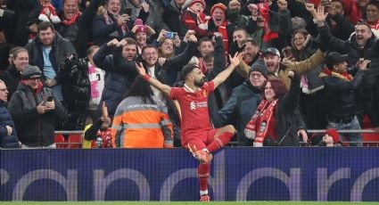 El Liverpool supera al Aston Villa y camina solo en la cima de la Premier League