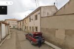 Google Maps capta a sujeto metiendo un presunto cuerpo a un coche en España; detienen a dos