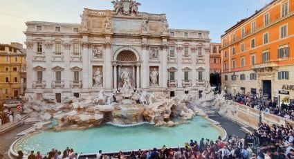 Restauran la Fontana di Trevi, una de las atracciones turísticas más conocidas de Roma