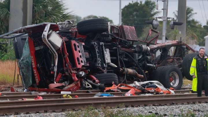 Accidente en Florida: tren de alta velocidad choca con camión de bomberos; hay al menos 15 heridos