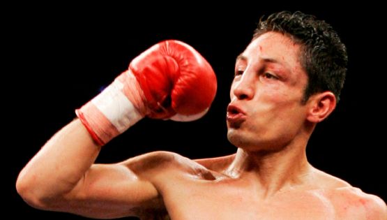 Muere exboxeador mexicano Israel 'Magnífico' Vázquez, tres veces campeón del mundo, a los 46 años de edad