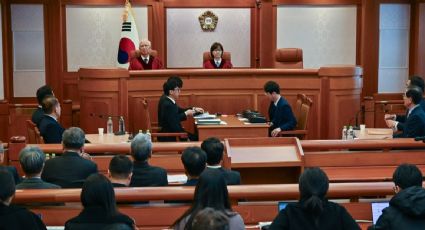 Tribunal emite orden de arresto contra el presidente de Corea del Sur tras declarar la ley marcial