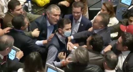 Senadores de Morena y PAN se manotean en el pleno por Miguel Ángel Yunes