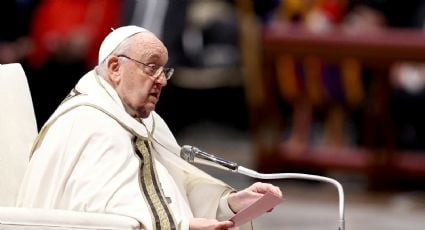 El papa Francisco presidió ceremonia de nuevos cardenales con un moretón en la barbilla