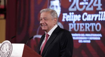 AMLO acusa de "prepotente y autoritario" a YouTube por bajar conferencia en la que divulgó el teléfono de la periodista del NYT