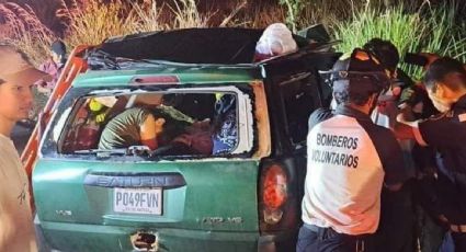 Mueren en accidente vehicular al menos 10 migrantes que viajaban en una camioneta desde Guatemala a México