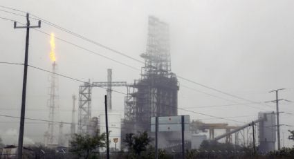 Comisión ambiental del T-MEC revisará queja sobre las emisiones de la refinería de Cadereyta