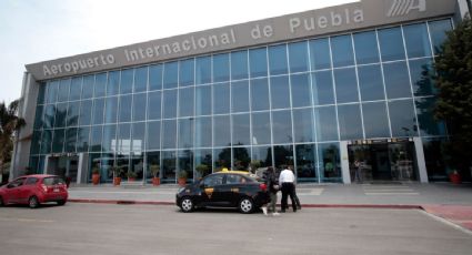 Cierran otra vez el aeropuerto de Puebla debido a que persiste la caída de ceniza del Popocatépetl