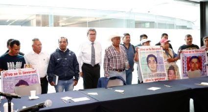 Padres de los 43 normalistas culpan a AMLO por muerte de Yanqui Kothan: "Que descalifique y denigre hace que cualquiera te quiera dar un balazo"