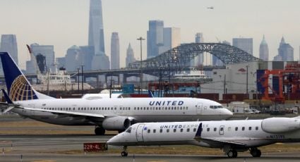 Pasajeros del vuelo de United desviado a Nueva York por turbulencias son hospitalizados por heridas menores