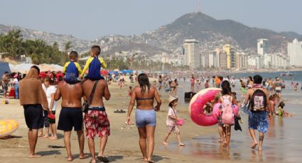 Semana Santa en Acapulco: altos costos en hoteles y prohibición de acampar llevan a turistas a dormir en sus vehículos