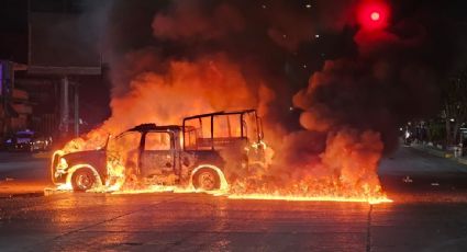 Policías de Guerrero matan a un normalista de Ayotzinapa y sus compañeros queman dos patrullas en protesta