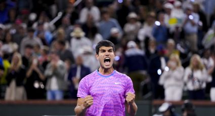 Carlos Alcaraz remonta y sigue la defensa de su título en Indian Wells