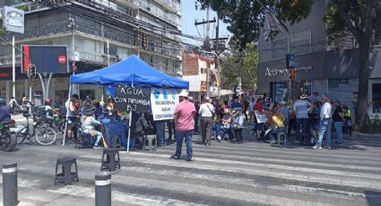 Vecinos de Benito Juárez cierran Insurgentes por segundo día; rechazan que pozo en Álvaro Obregón sea la fuente de contaminación del agua