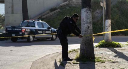 Hallan los cuerpos de tres personas dentro de una camioneta abandonada en municipio de Nuevo León