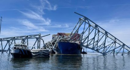 Continúan los trabajos para remover contenedores del barco que chocó con puente de Baltimore