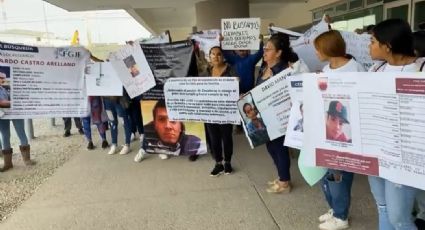 Madres buscadoras bloquean la presidencia municipal de Fresnillo; aseguran que 30 personas han desaparecido en la última semana