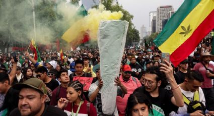 Marchan en la CDMX para exigir la legalización del consumo de la marihuana