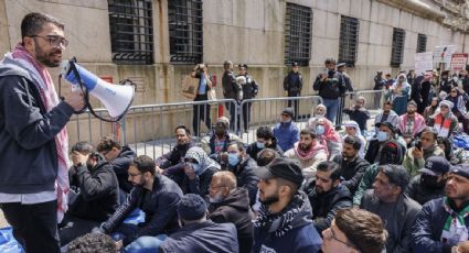 Desalojan campamento propalestino instalado en universidad de Boston y detienen a un centenar de manifestantes