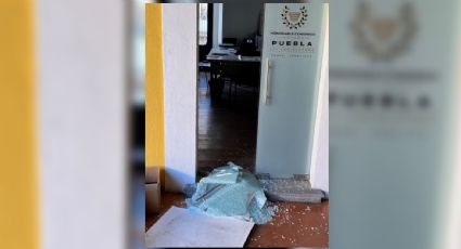 Guardia de seguridad privado destroza oficinas del PAN en el Congreso de Puebla