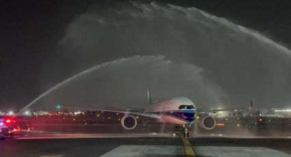 El primer vuelo proveniente de Shenzhen aterrizó en la CDMX e inauguró la ruta internacional directa más larga de China