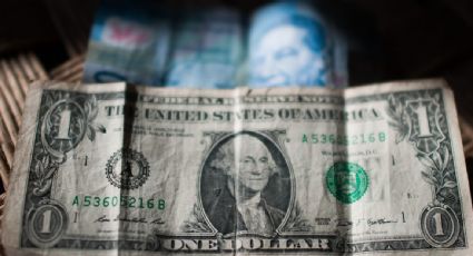 El peso mexicano lidera los descensos de las monedas de América Latina: cotiza en 18.45 unidades por dólar