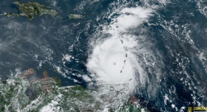 El huracán "Beryl" escala a categoría 5 en su paso por el mar Caribe; es potencialmente catastrófico