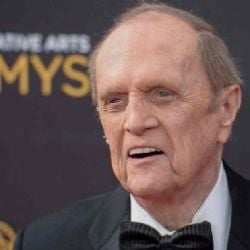 Fallece Bob Newhart, legendario comediante y estrella invitada en "The Big Bang Theory", a los 94 años