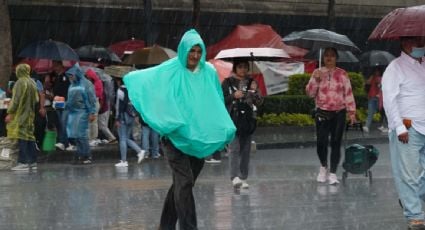 Las ondas tropicales 11 y 12 provocarán lluvias intensas, descargas eléctricas y granizo en siete estados durante la madrugada del sábado