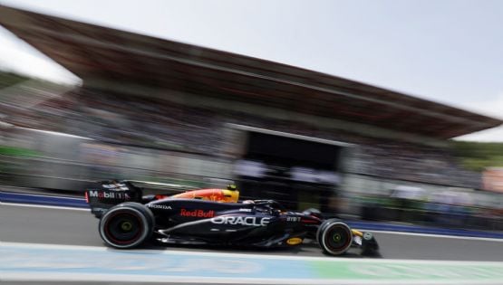 Checo Pérez cierra en noveno lugar tras la segunda práctica en el Gran Premio de Bélgica