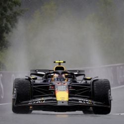 Checo Pérez termina décimo en la última práctica del Gran Premio de Bélgica, afectada por la lluvia