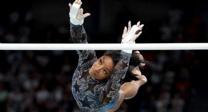 Simone Biles reaparece pletórica en unos Juegos Olímpicos pese a molestia en un pie y conquista al público en París 2024