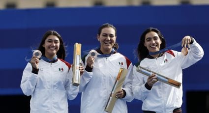 AMLO y Sheinbaum felicitan al equipo femenil de tiro con arco tras su bronce en París: "Estamos contentísimos y esperamos más medallas"