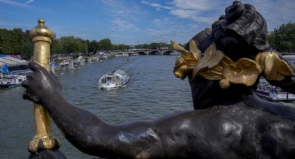 Suspenden por segundo día consecutivo los entrenamientos de triatlón en el río Sena, debido a la mala calidad del agua