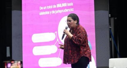 Lenia Batres pide "auxilio" del personal de seguridad tras ser increpada en un foro en Zacatecas sobre la reforma judicial