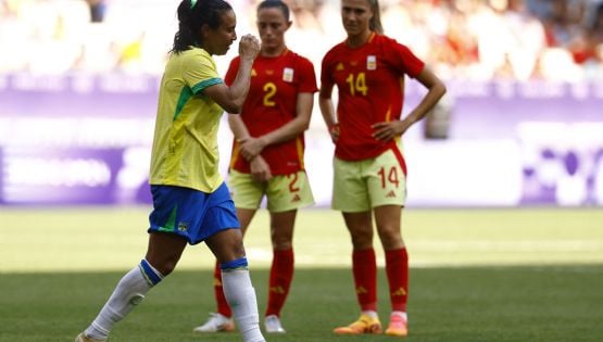 La legendaria Marta llora tras ser expulsada, Brasil pierde ante la invicta España y pone en riesgo su pase a los Cuartos de Final