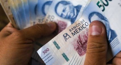 El peso se aprecia a 18.49 unidades por dólar y la bolsa retoma racha de pérdidas