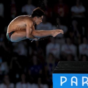 El mexicano Randal Willars roza el podio en clavados de plataforma de 10 metros en París 2024